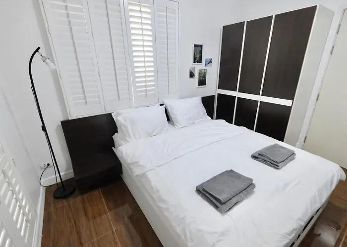Apartamento 7min Bkk Airport - Free Pick Up - Malls Nearby *